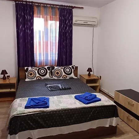 Casa Ella Pensjonat Tuzla